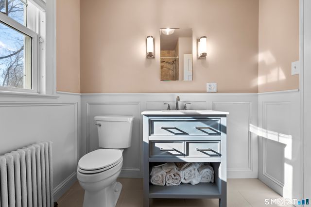 32 Cedarhurst Lane, Milford, CT 06461