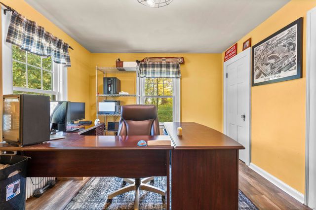 32 Cedarhurst Lane, Milford, CT 06461