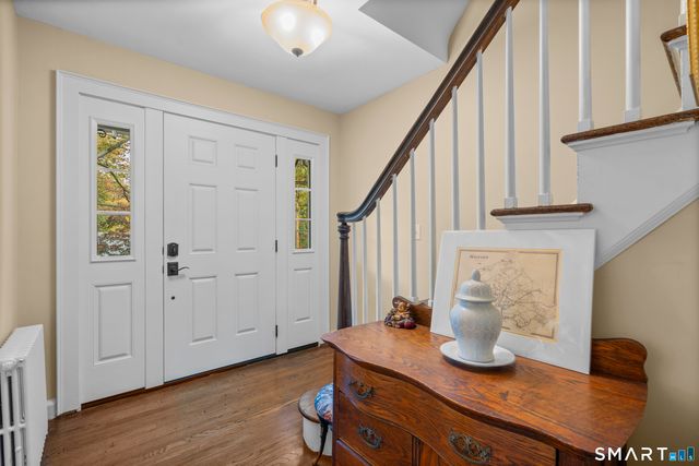 32 Cedarhurst Lane, Milford, CT 06461