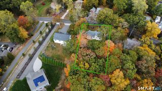 32 Cedarhurst Lane, Milford, CT 06461