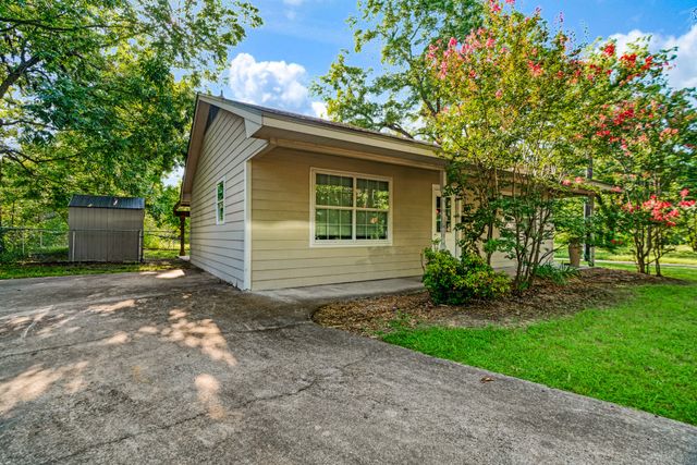 855 14th Street NW, Paris, TX 75460