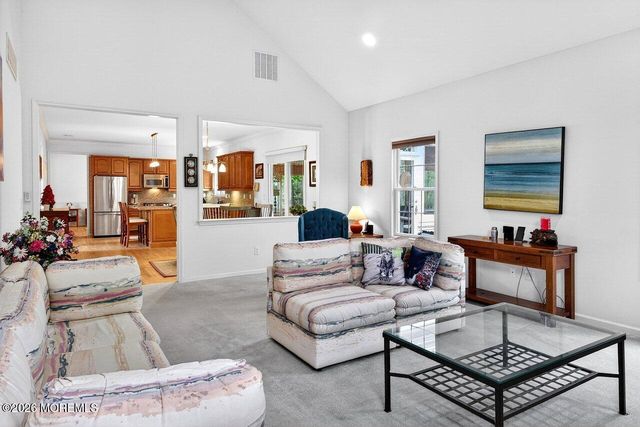 77 Hemlock Drive, New Egypt, NJ 08533