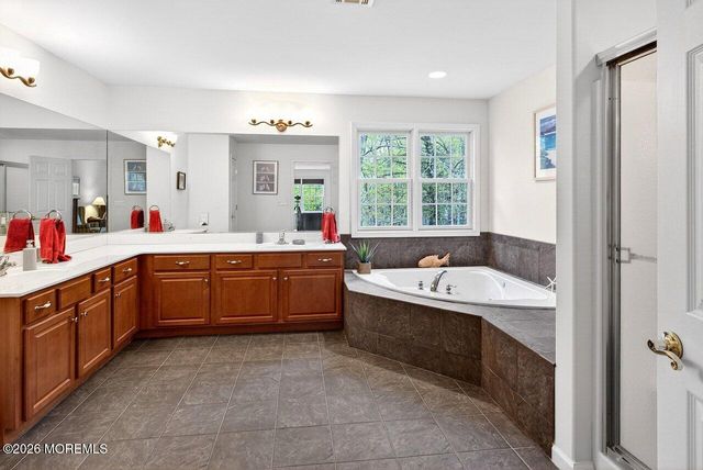 77 Hemlock Drive, New Egypt, NJ 08533