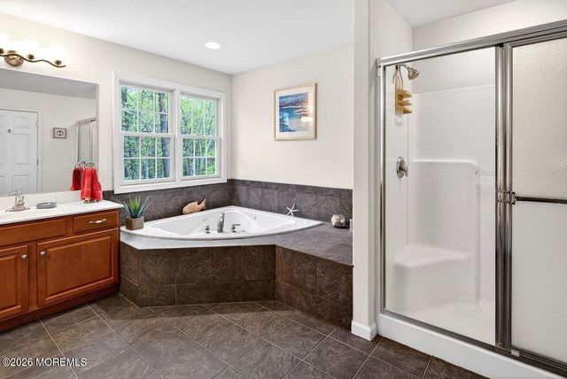 77 Hemlock Drive, New Egypt, NJ 08533