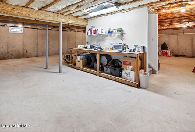 77 Hemlock Drive, New Egypt, NJ 08533