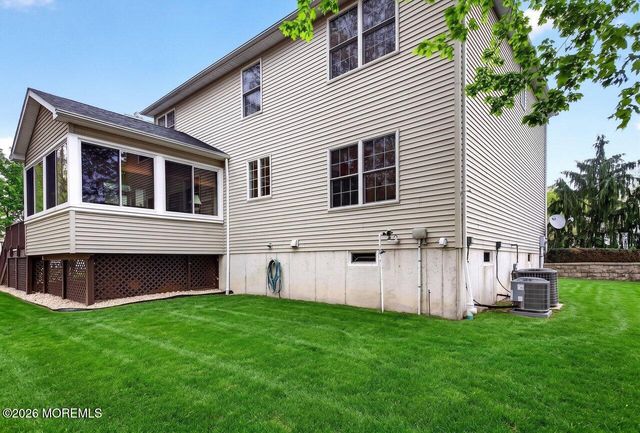 77 Hemlock Drive, New Egypt, NJ 08533