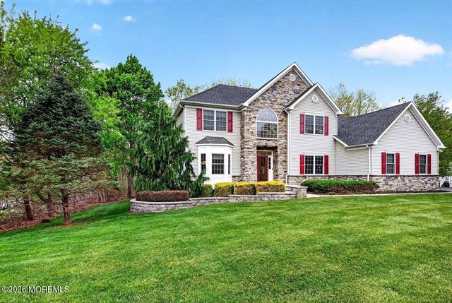 77 Hemlock Drive, New Egypt, NJ 08533