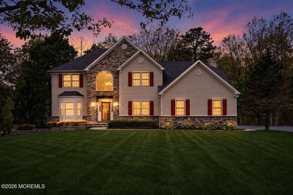 77 Hemlock Drive, New Egypt, NJ 08533