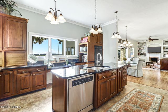 15 Tabby Point Lane, Okatie, SC 29909