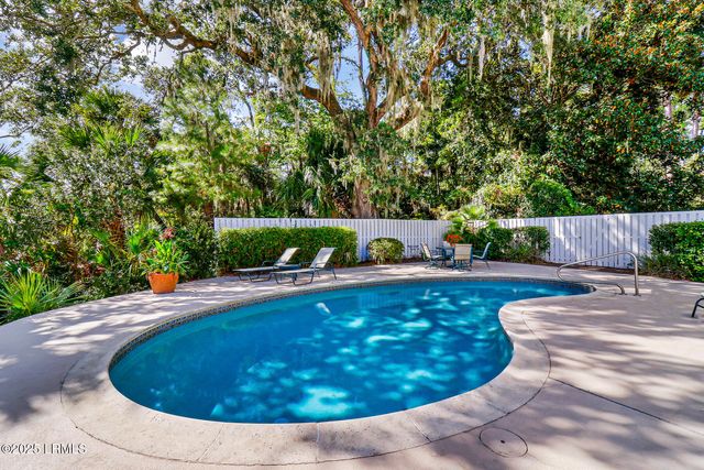 15 Tabby Point Lane, Okatie, SC 29909