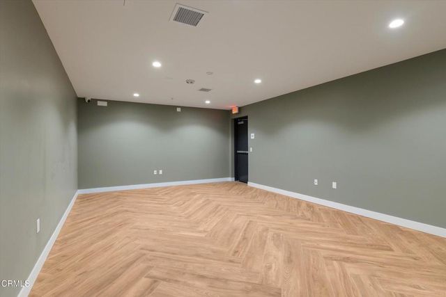 18900 Parthenia Street 205, Northridge, CA 91324