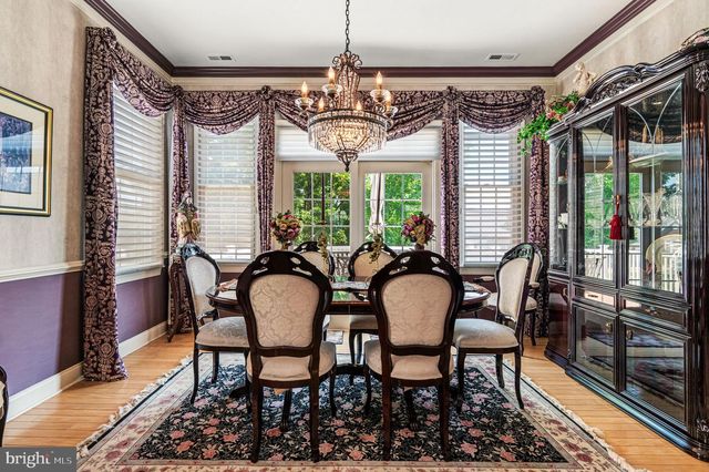 28 HUTTON LN, Garnet Valley, PA 19060