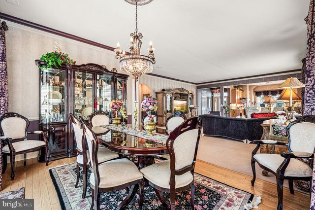 28 HUTTON LN, Garnet Valley, PA 19060