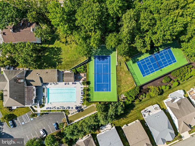 28 HUTTON LN, Garnet Valley, PA 19060