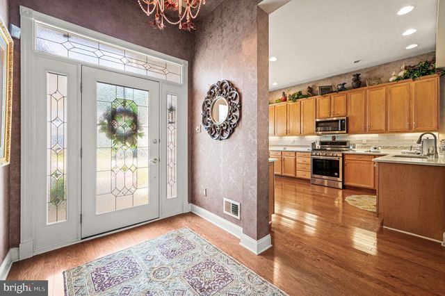 28 HUTTON LN, Garnet Valley, PA 19060