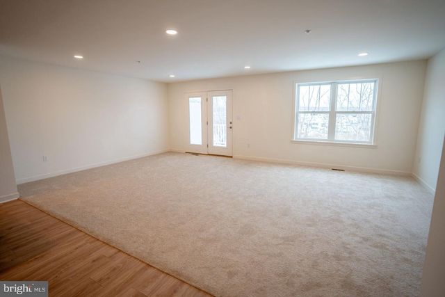387 FLORIDA AVE, Etters, PA 17319