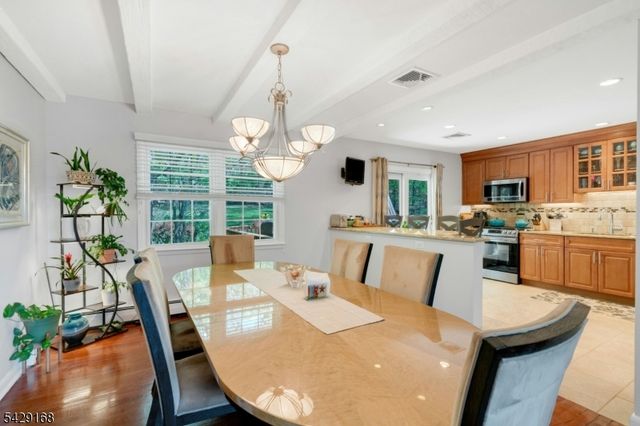 109 Malcolm Rd, Mahwah Twp., NJ 07430