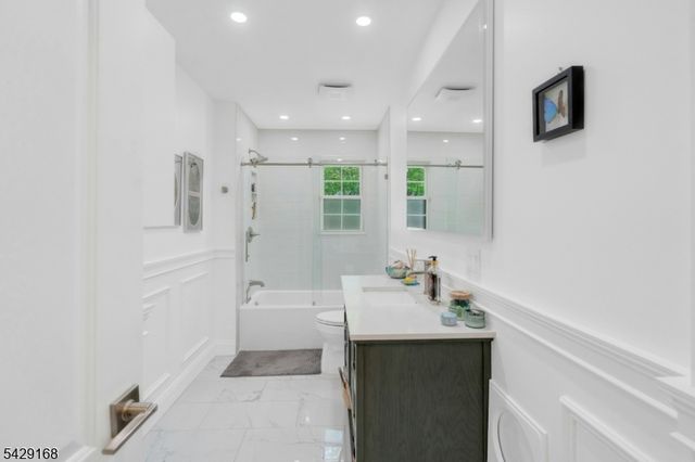 109 Malcolm Rd, Mahwah Twp., NJ 07430