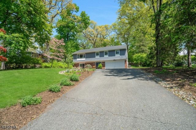 109 Malcolm Rd, Mahwah Twp., NJ 07430