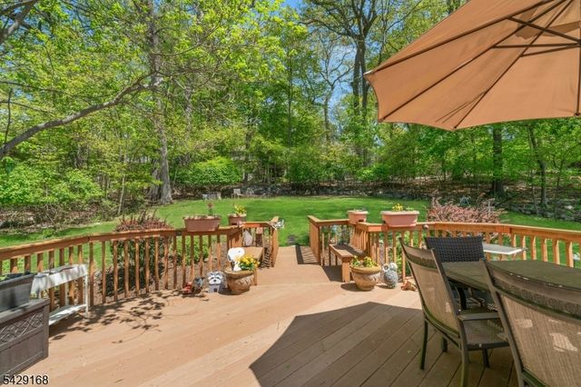 109 Malcolm Rd, Mahwah Twp., NJ 07430
