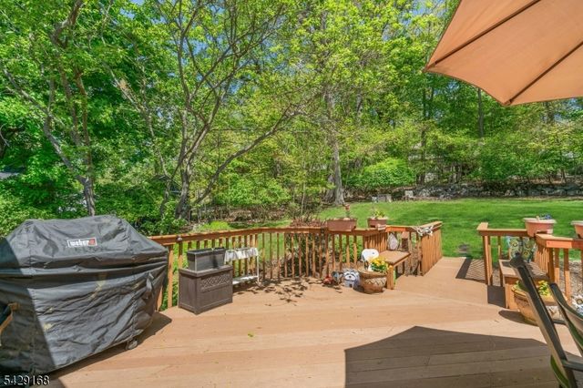 109 Malcolm Rd, Mahwah Twp., NJ 07430