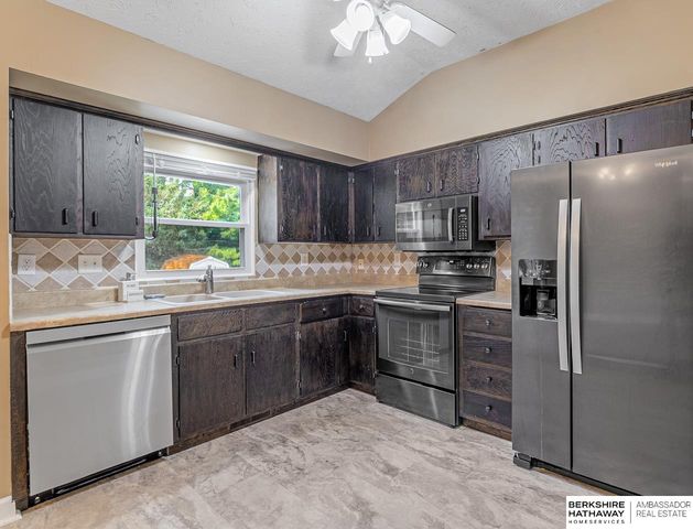 2238 N 204th Terrace, Omaha, NE 68022