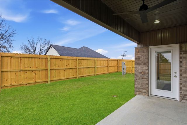 4924 Weeping Willow Avenue, Springdale, AR 72764