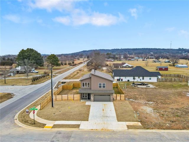 4924 Weeping Willow Avenue, Springdale, AR 72764