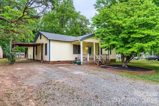 3917 Lake Road, Charlotte, NC 28269