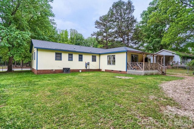 3917 Lake Road, Charlotte, NC 28269