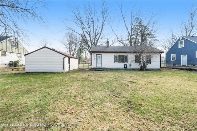 217 Richard Avenue, Lansing, MI 48917