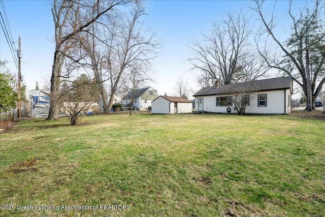 217 Richard Avenue, Lansing, MI 48917