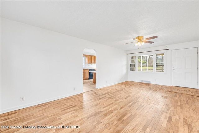 217 Richard Avenue, Lansing, MI 48917