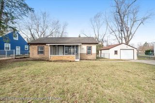 217 Richard Avenue, Lansing, MI 48917