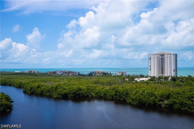 8990 Bay Colony DR 1002, Naples, FL 34108