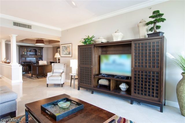 8990 Bay Colony DR 1002, Naples, FL 34108