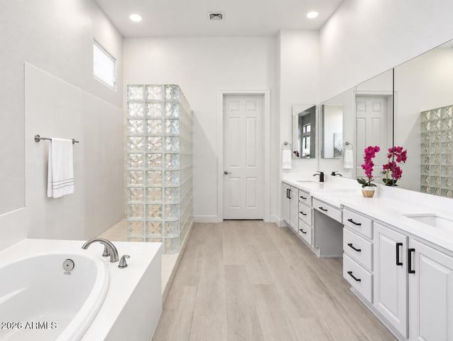 41915 N MOSS SPRINGS Road, Anthem, AZ 85086