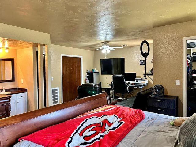 6509 Fawn Canyon Drive, Oklahoma City, OK 73162