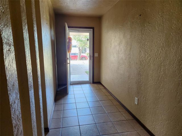 6509 Fawn Canyon Drive, Oklahoma City, OK 73162