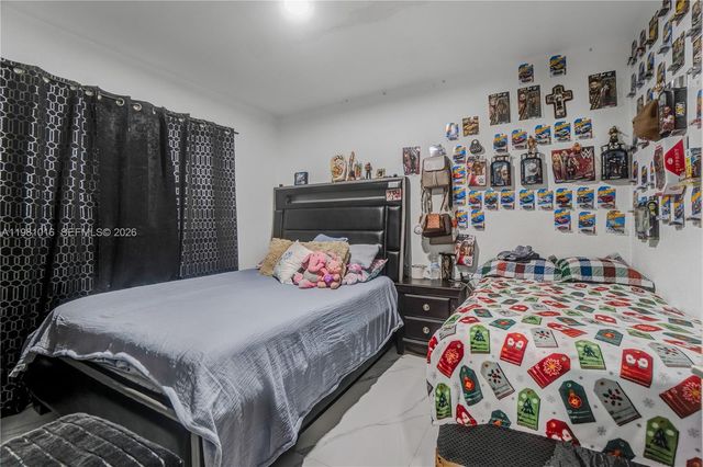 1570 NE 9th St, Homestead, FL 33033