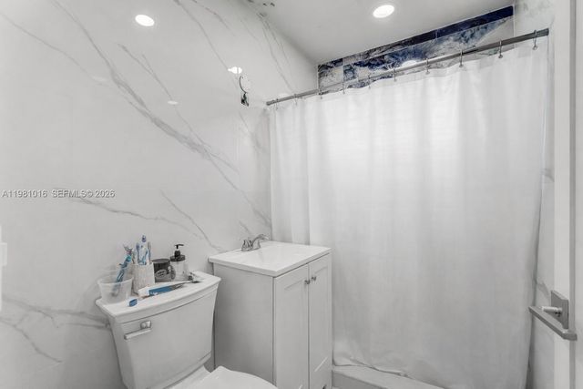 1570 NE 9th St, Homestead, FL 33033