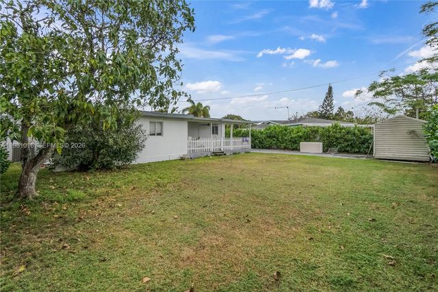 1570 NE 9th St, Homestead, FL 33033