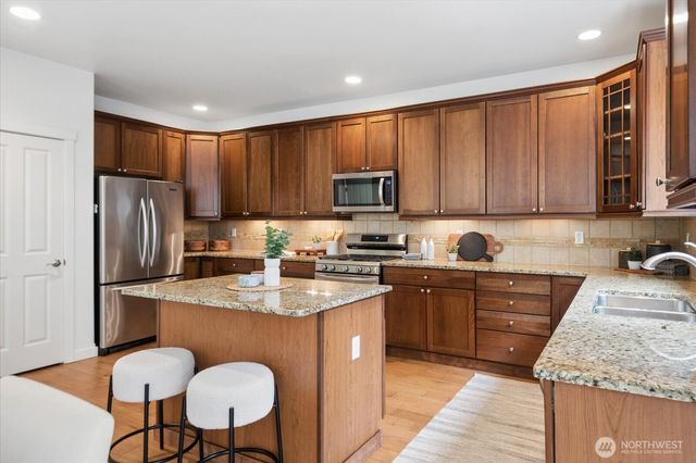 8805 81st Drive NE, Marysville, WA 98270