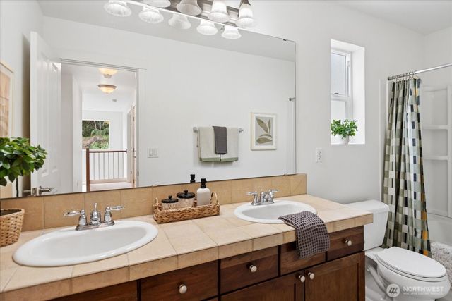 8805 81st Drive NE, Marysville, WA 98270