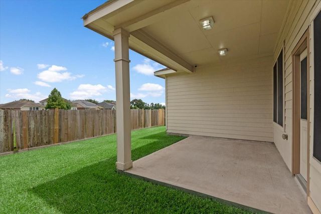 1906 Sonoma Breeze Drive, Houston, TX 77049