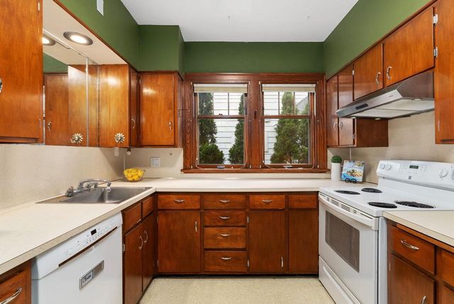 2221 Keyes Avenue, Madison, WI 53711