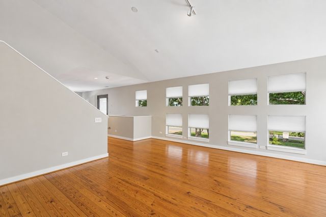 2714 Shelby Avenue, Dallas, TX 75219