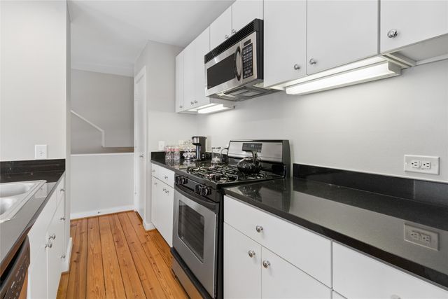 2714 Shelby Avenue, Dallas, TX 75219