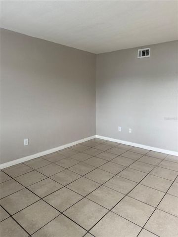 1200 70TH STREET N, St Petersburg, FL 33710