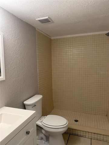 1200 70TH STREET N, St Petersburg, FL 33710